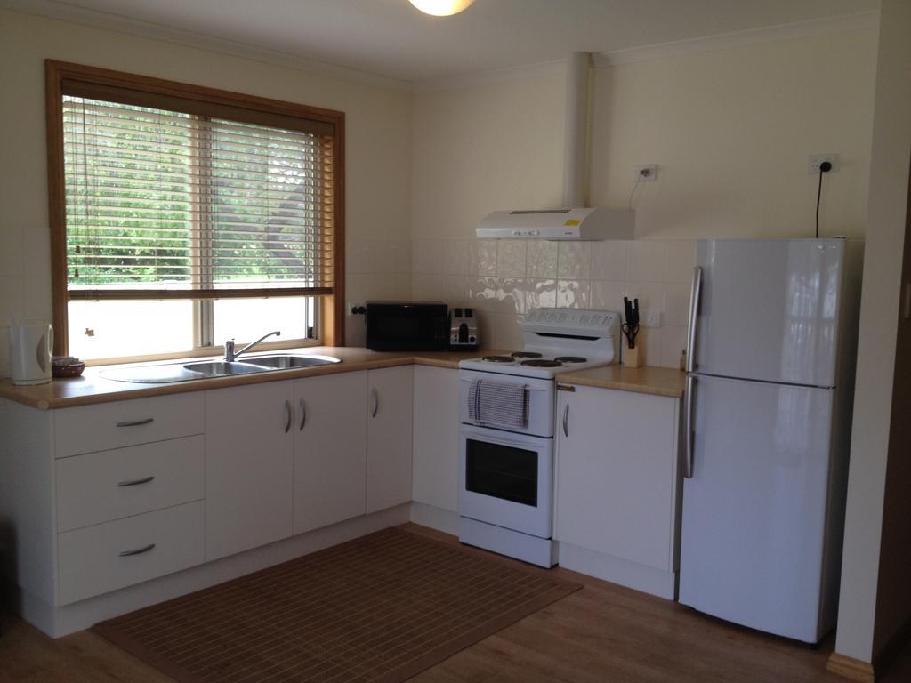 Millicent Lakeside Caravan Park Exterior foto